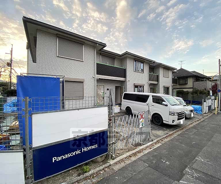 建物外観　建築中写真