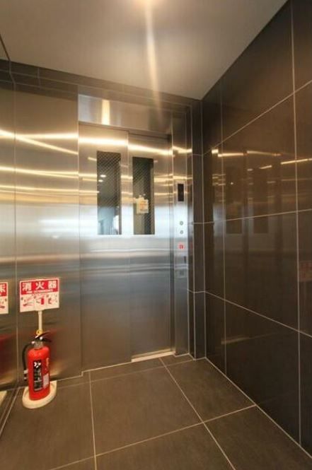 ロビー　レアライズ志茂　北区志茂3