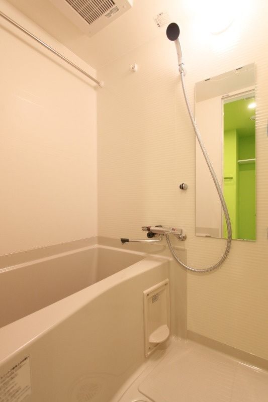 バス・シャワールーム　（別タイプ参考写真）レアライズ志茂　北区志茂3
