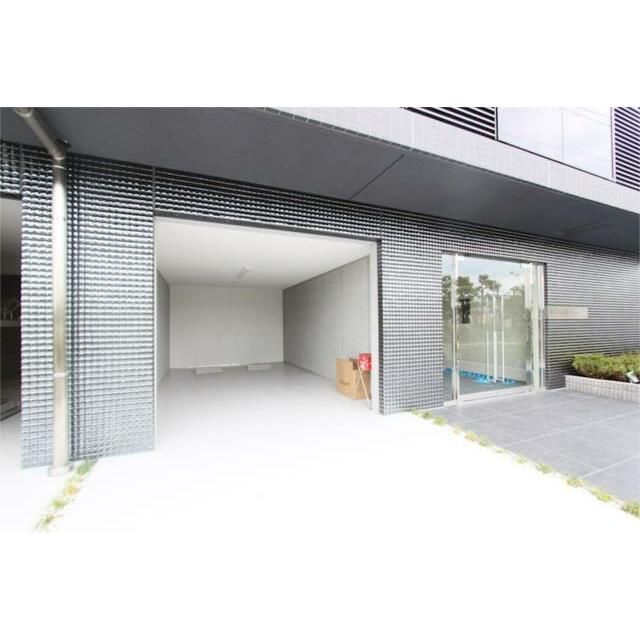 エントランス　レアライズ志茂　北区志茂3