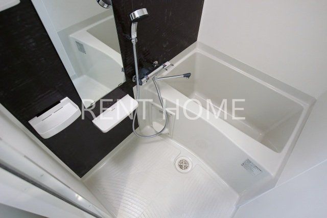 バス・シャワールーム　浴室乾燥機付です