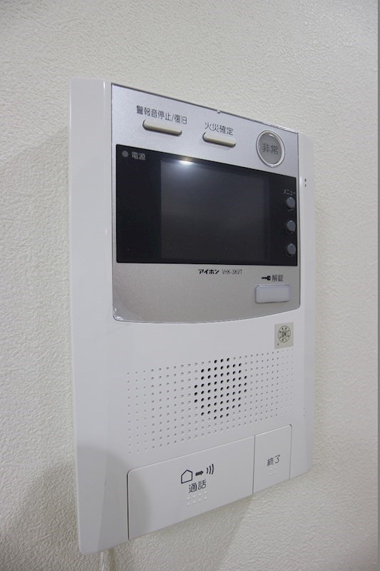 セキュリティ　来客者の確認が出来て安心・便利なTVモニターホンです。