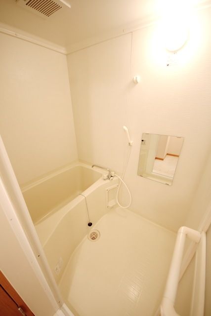 バス・シャワールーム　★見学希望等はタウンハウジング中央林間店までお気軽に♪★