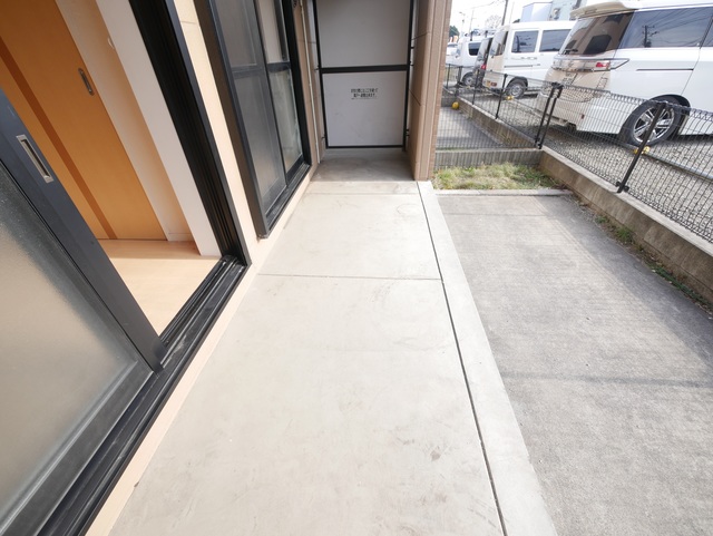 バルコニー　★広いテラスがございます★