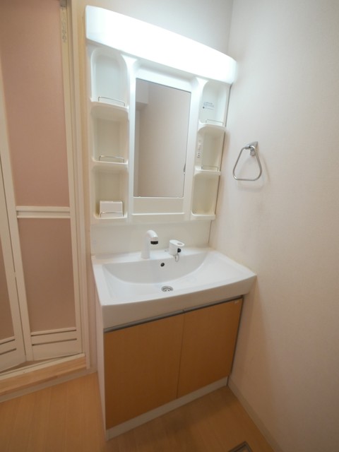 洗面設備　★独立洗面台も人気の設備です★