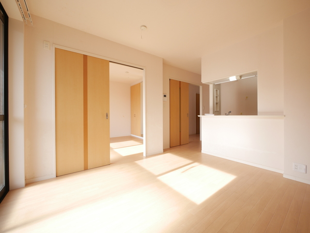 居室・リビング　★リビングには人気のカウンターキッチンがございます★