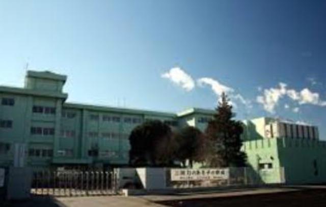 小学校　厚木市立三田小学校（小学校）まで544m