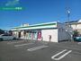 コンビニ　ファミリーマート伊勢おばた店（コンビニ）まで828m