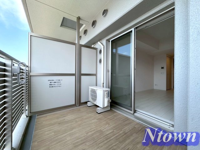 バルコニー　お洗濯にも便利なバルコニー付き
