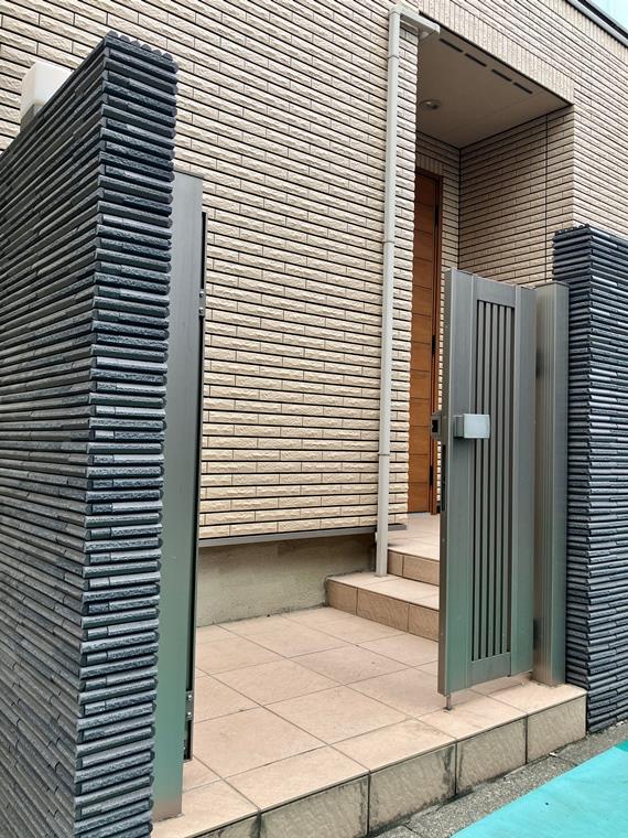 エントランス　ゆとりのあるエントランスです