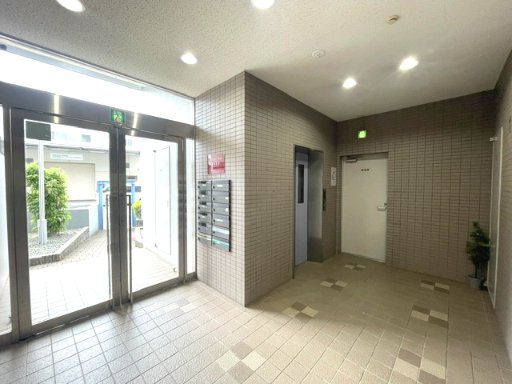 ロビー