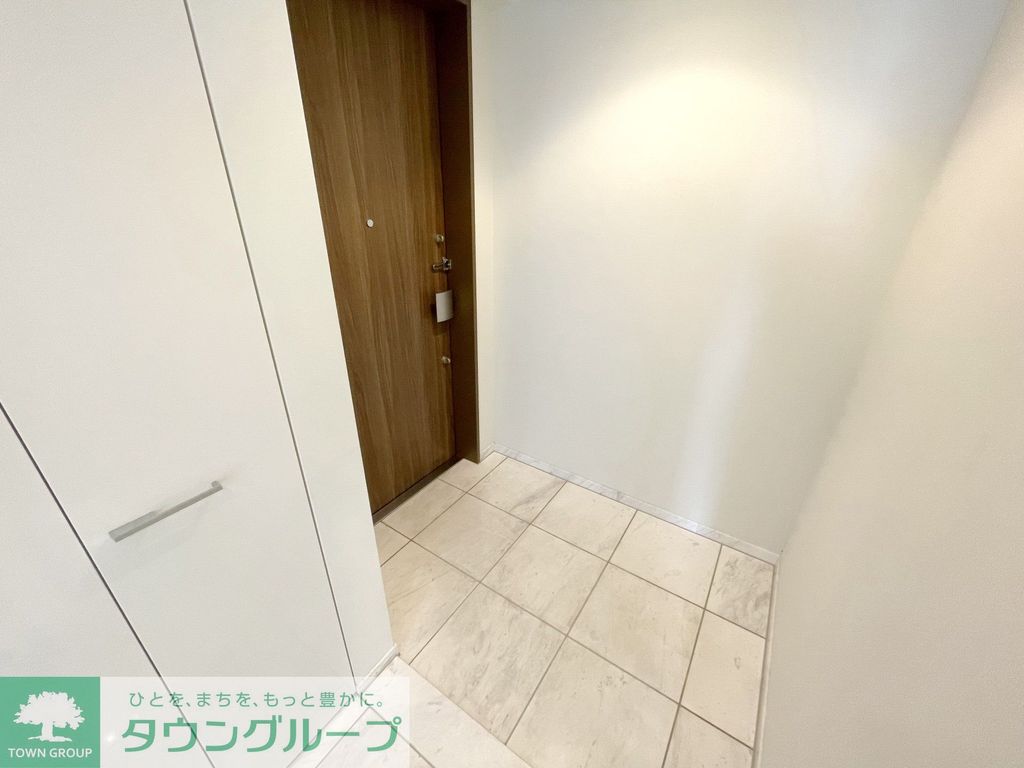 玄関　お問合せは(株)タウンハウジングレジデンス事業部【03-…