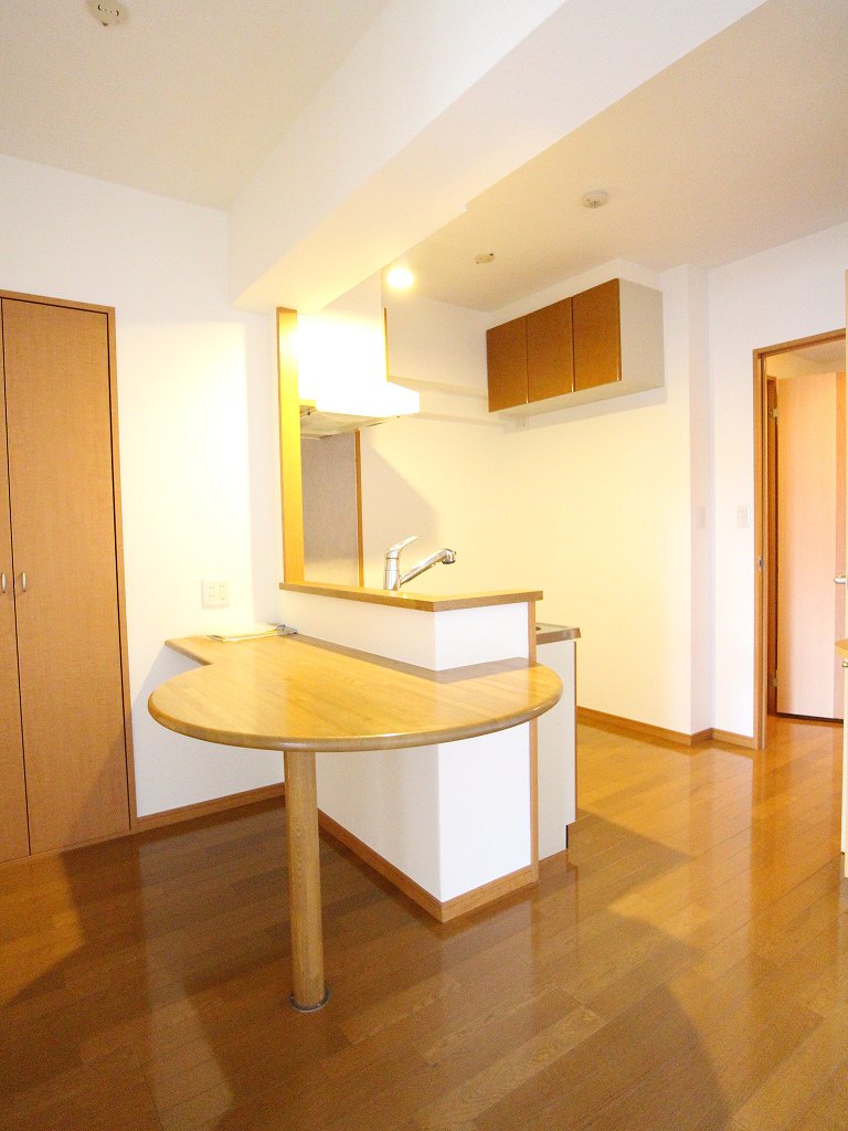 居室・リビング　リビングです。同物件参考他部屋写真です