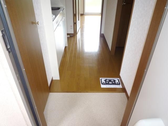 アンプルールフェール本川越の玄関写真