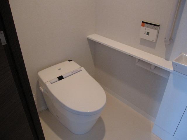 ＪＲ京浜東北線 蕨駅 徒歩2分 30階建 築17年のトイレ写真