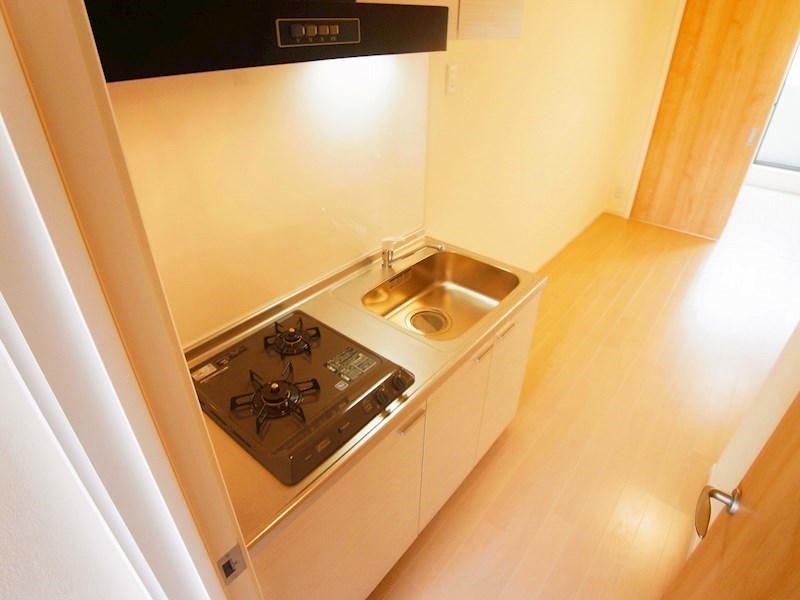 キッチン　同一物件参考写真