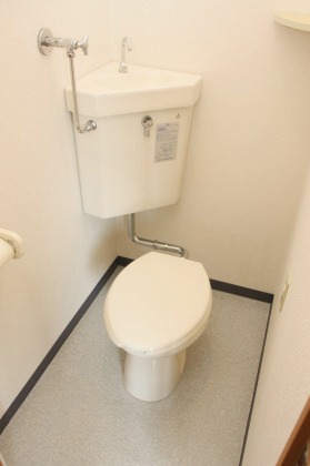 【札幌市西区発寒五条のアパートのトイレ】