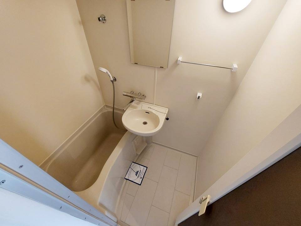 バス・シャワールーム　浴室