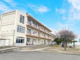 【ヴェルデ高畑の小学校】