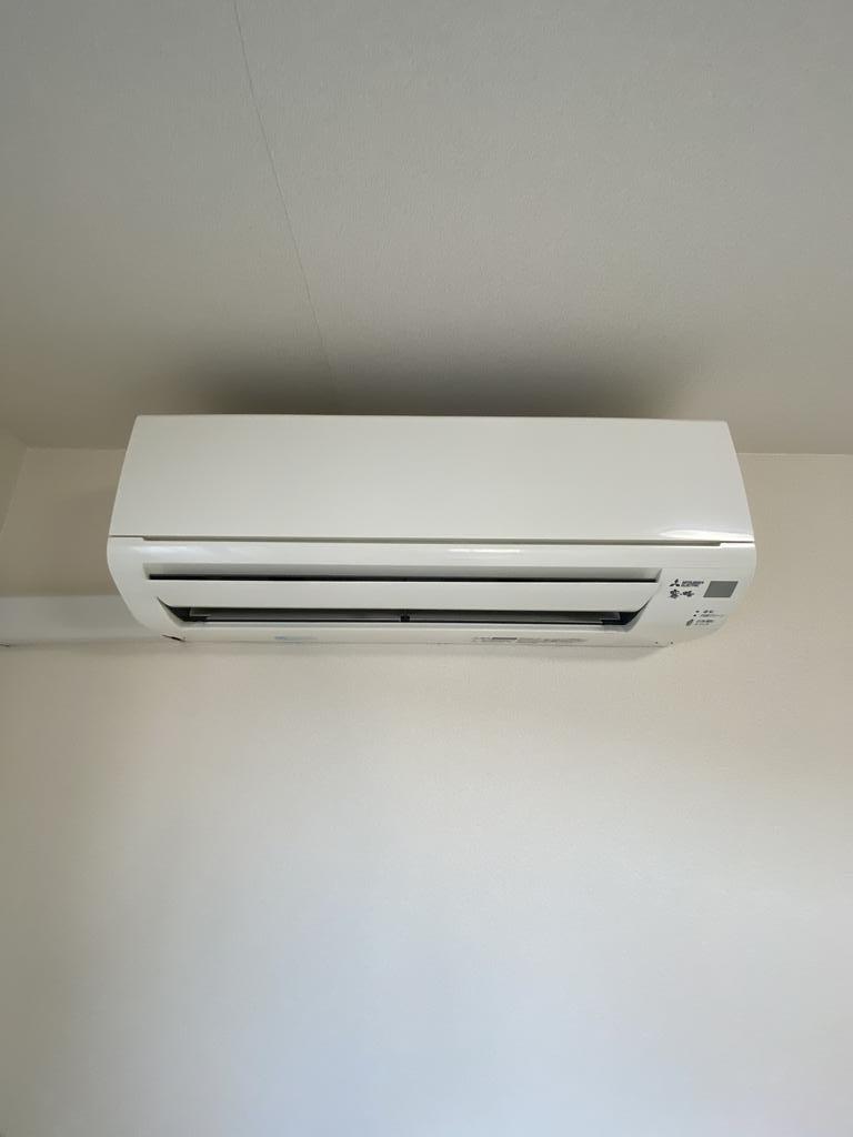 その他　エアコン付き