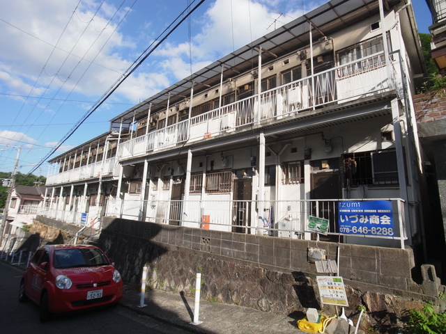神戸市長田区長者町のアパートの建物外観