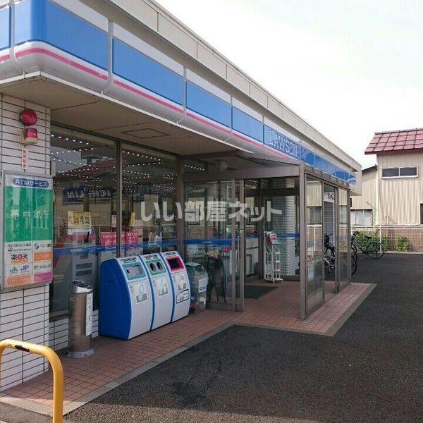 【長岡市宮原のアパートのコンビニ】