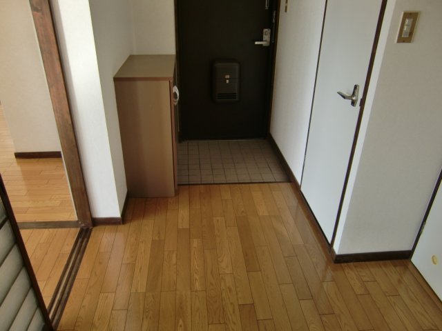 ドリームハイツ原の玄関写真