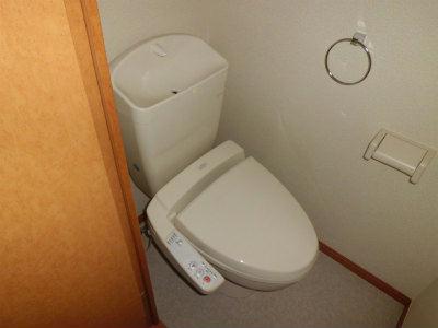 トイレ　人気のウォッシュレット。