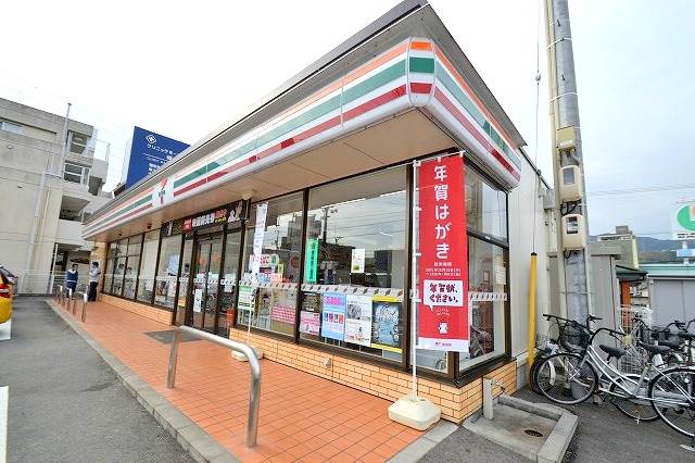 【広島市安佐南区山本のアパートのコンビニ】