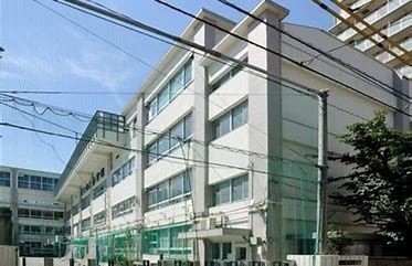 【中央区佃のマンションの小学校】