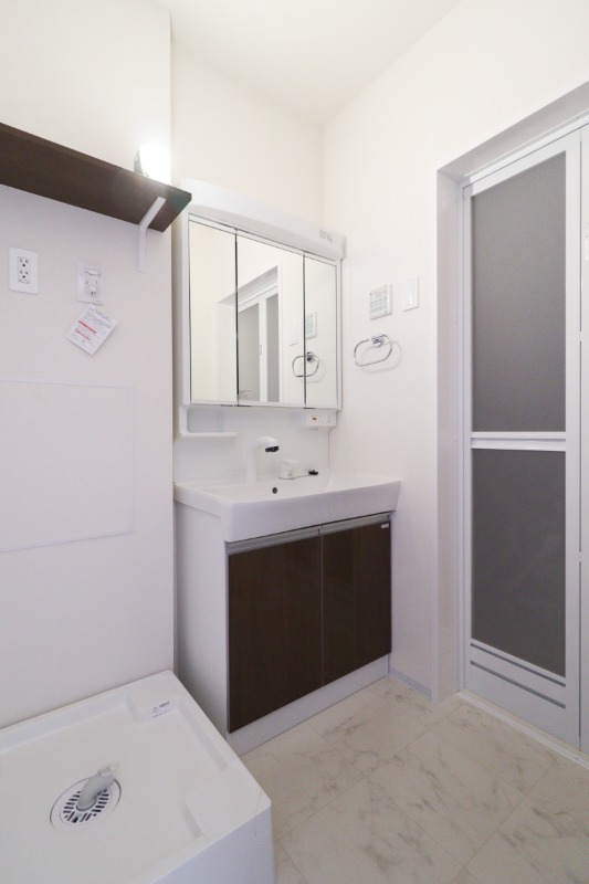 洗面設備　図面と現状に相違がある場合には現状を優先