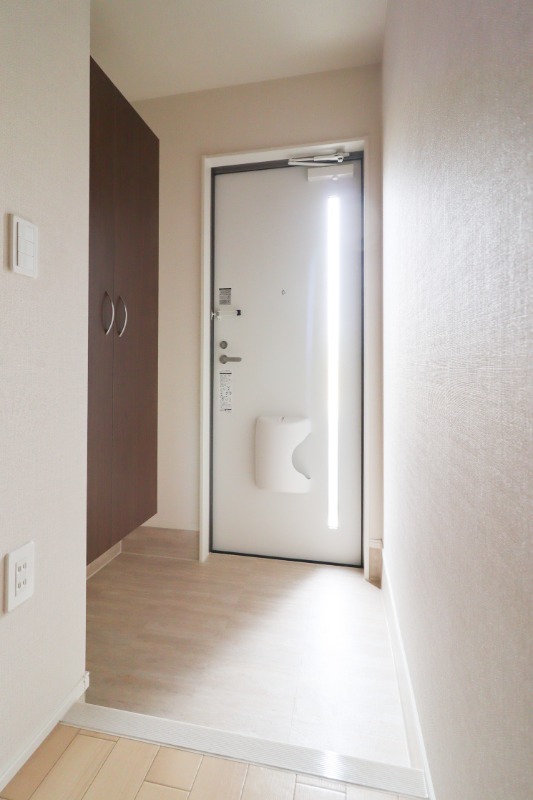 玄関　図面と現状に相違がある場合には現状を優先