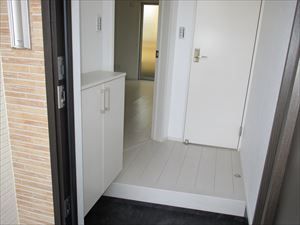 玄関　シンプルで使いやすい玄関です