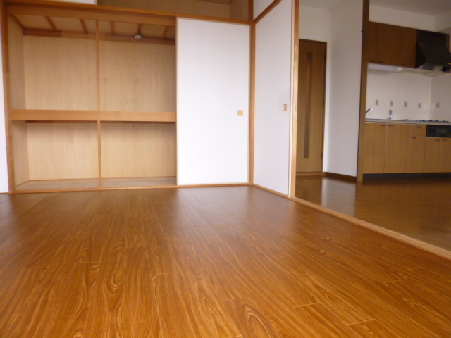 その他部屋・スペース　明るい洋室です