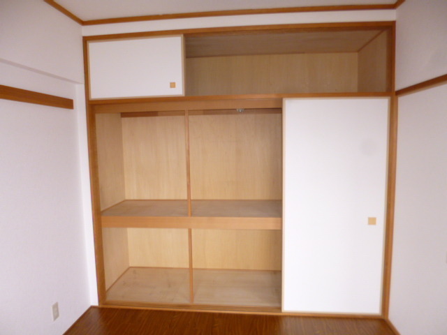 収納　広々した収納スペースです