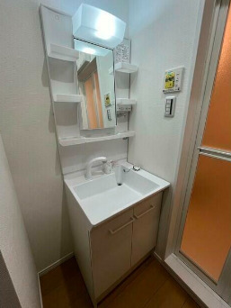 洗面設備　広い洗面スペース