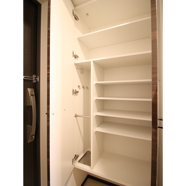 その他設備　シューズボックス