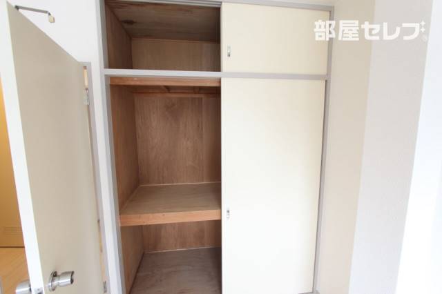 収納　２０２号室の写真