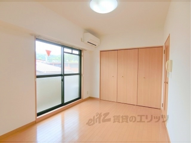 居室・リビング　洋室