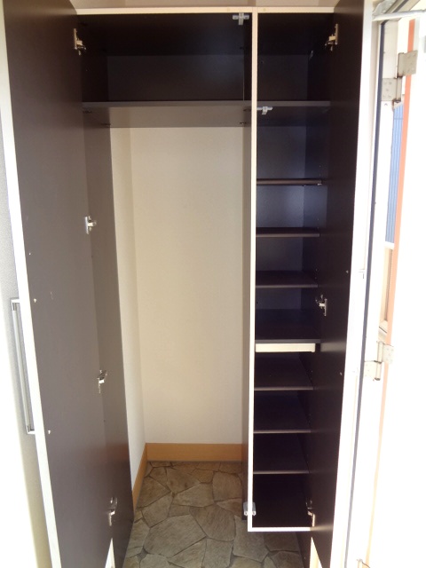 玄関　毎日通る玄関はこちらです