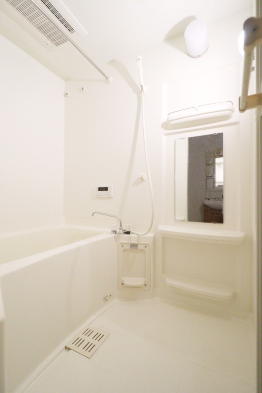 バス・シャワールーム　図面と現状に相違がある場合には現状を優先