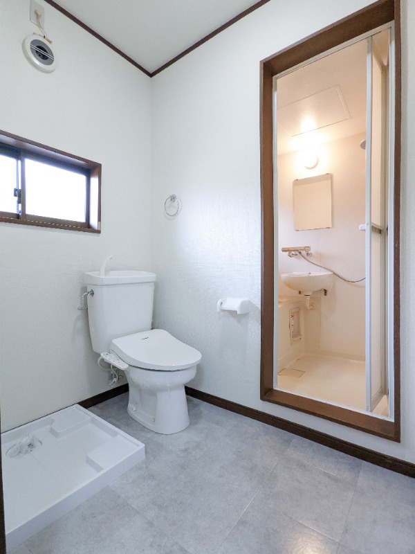 トイレ　図面と現状に相違がある場合には現状を優先