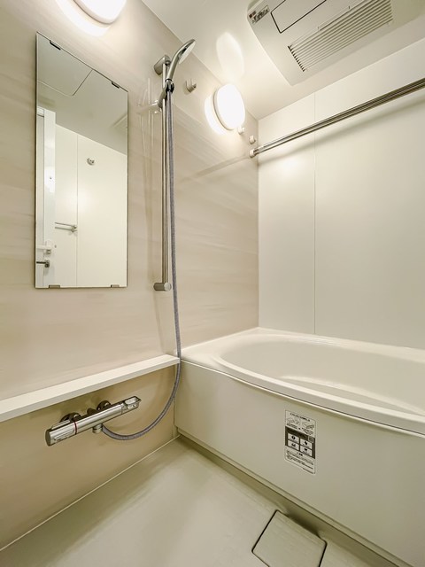 バス・シャワールーム　※写真は同タイプ住戸です。