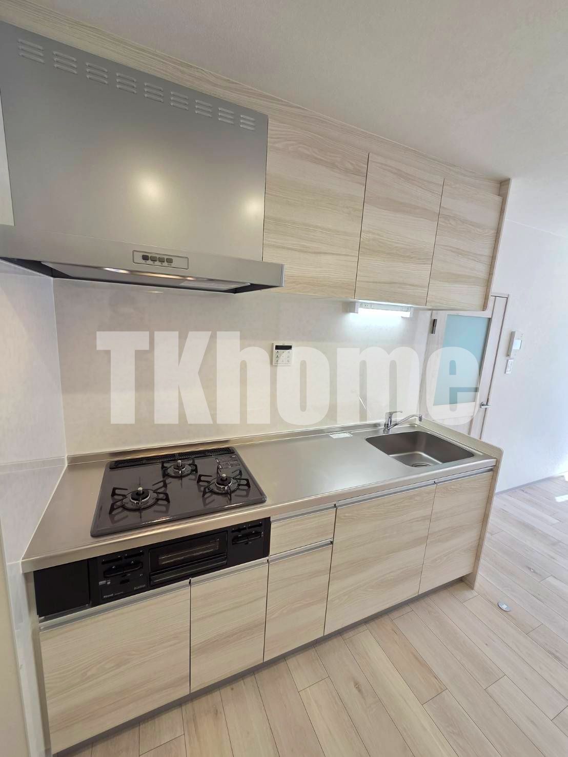 キッチン　3ツ口コンロ（実際のお部屋の写真です）