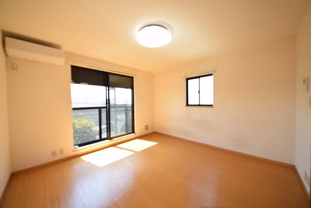 居室・リビング　～陽のあたるお部屋～別号室参考写真