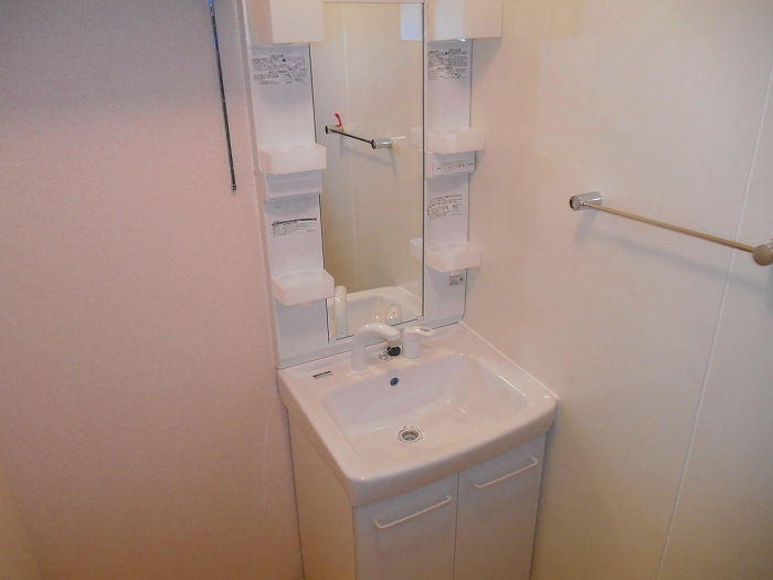 洗面設備　反転写真です