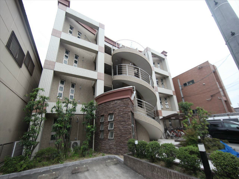 建物外観　外観　オートロック付　外壁タイル張り　屋根付き駐輪場