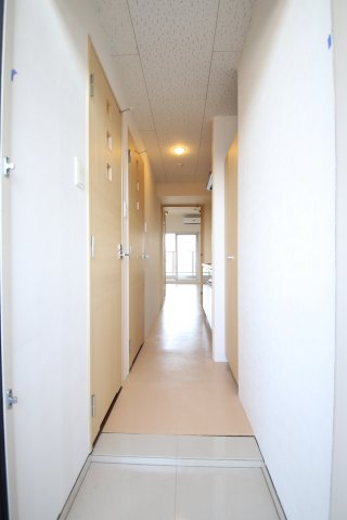 玄関　ゆったりとした玄関です