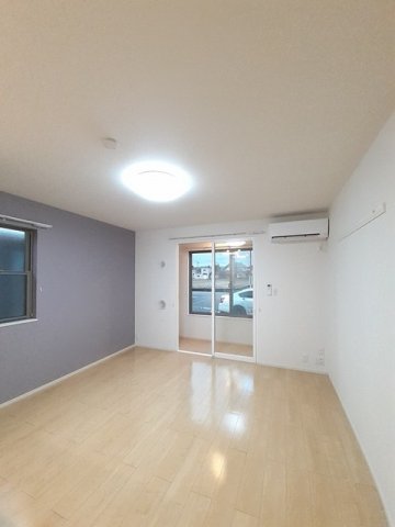 居室・リビング　ゆったりとしたリビングです