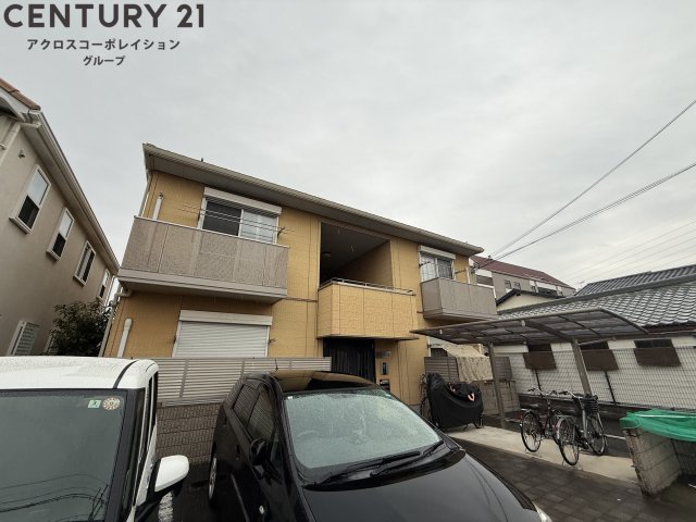 建物外観　駐車場あります♪